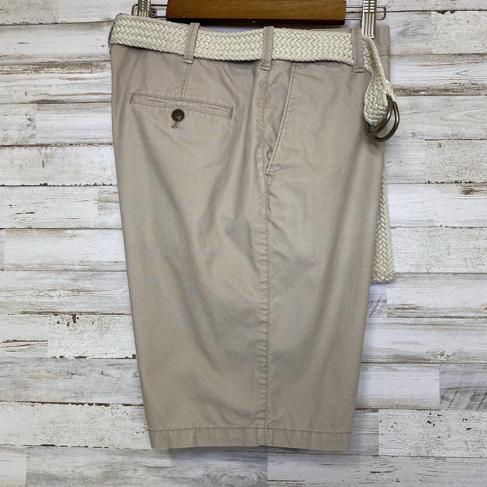 Express Classic Fit Chino Shorts Sz 30 Beige 100% Cotton Flat Front Braided Belt